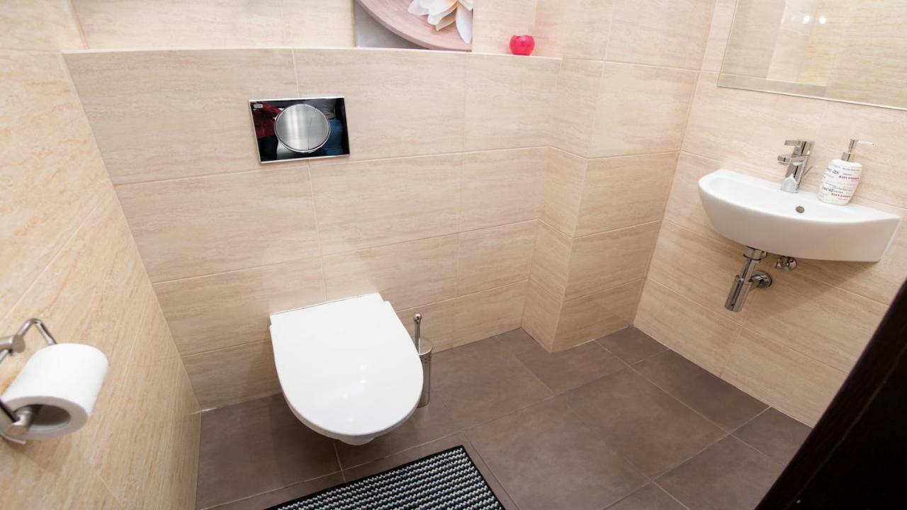 Dekart Arkadia Apartments Varşova Dış mekan fotoğraf
